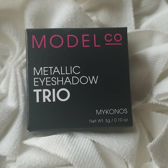 Model Co eyeshadow trio new in box - Picture 5 of 6